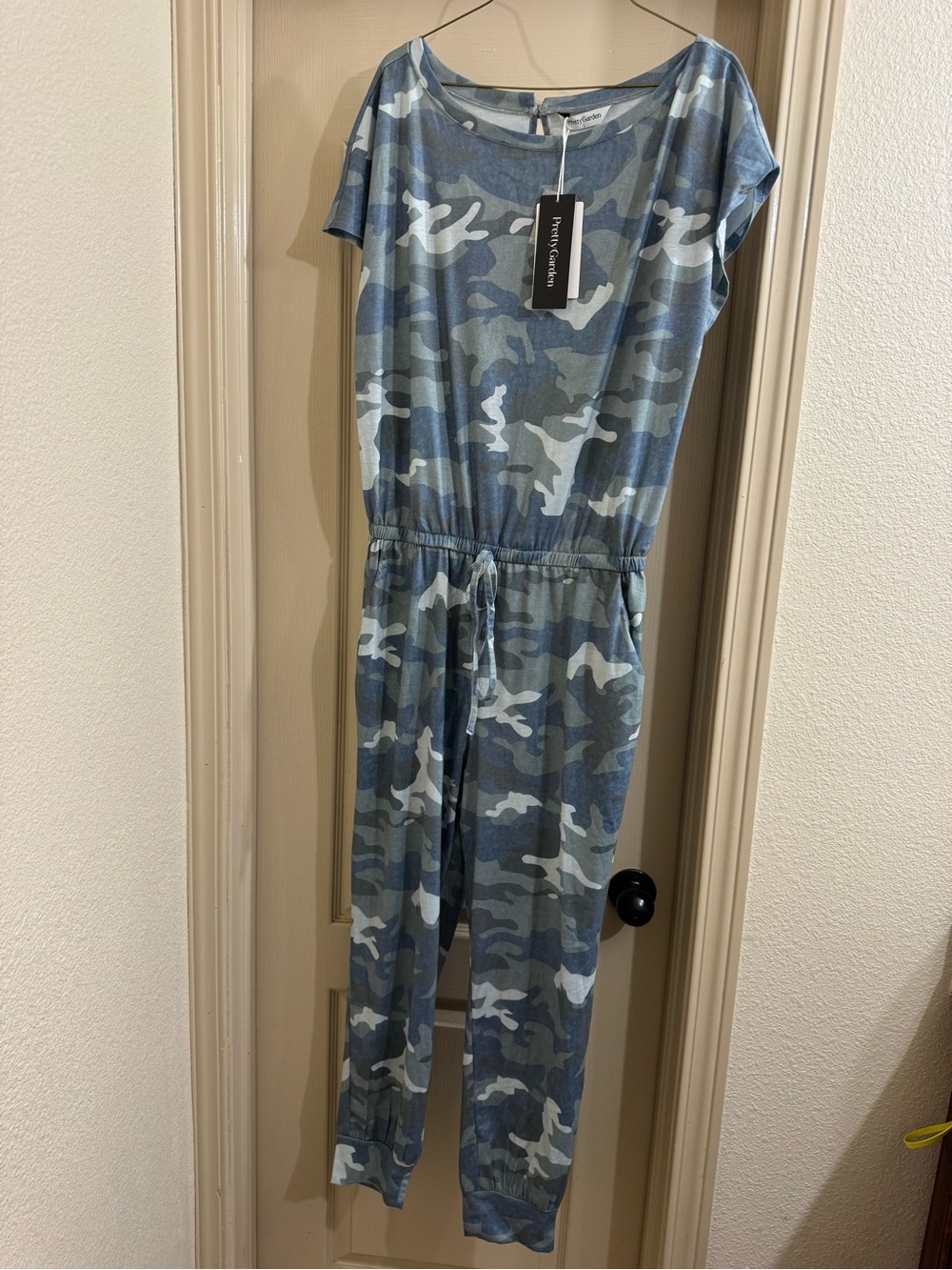 NWT Pretty Garden Blue Camouflage Jumpsuit